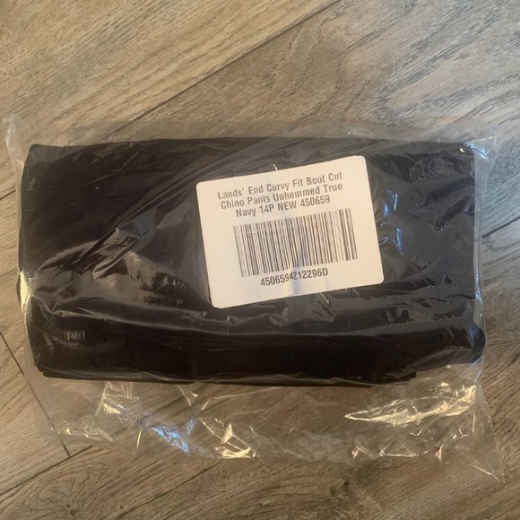 NWT LANDS' END CURVY FIT BOOT CUT CHINO PANTS TRUE NAVY 14P (PETITE) - Picture 10 of 15